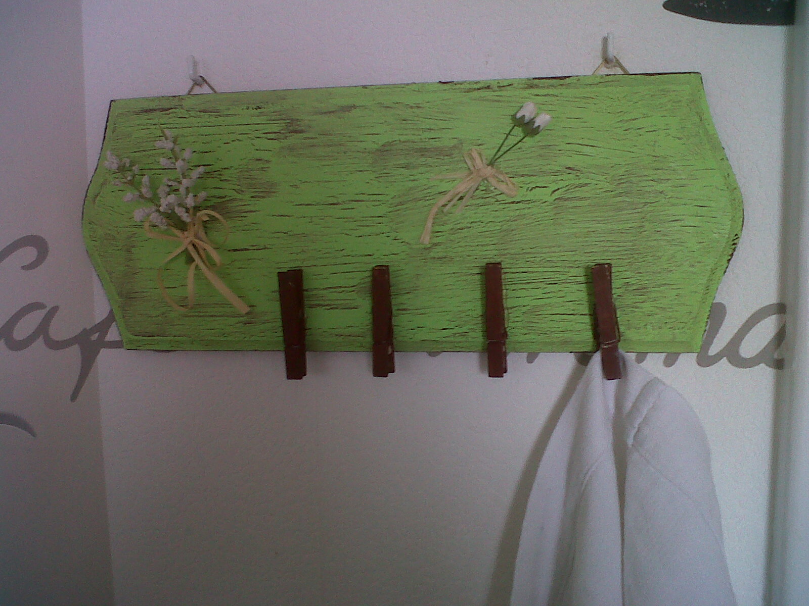 Porte torchons ancien vintage en bois 4 crochets